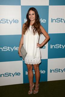 Jordana Brewster feet photo thumbnail