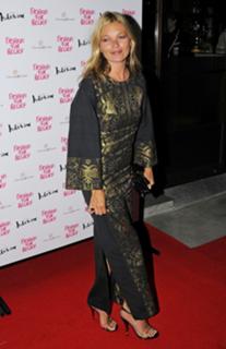 Kate Moss feet photo thumbnail