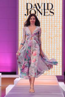 Miranda Kerr feet photo thumbnail