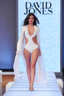 Miranda Kerr feet photo thumbnail