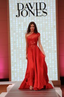 Miranda Kerr feet photo thumbnail