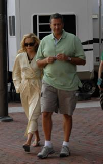 Kate Hudson feet photo thumbnail