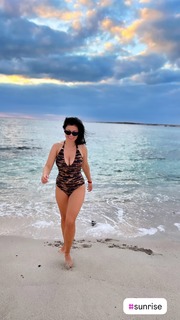 Katarzyna Cichopek feet photo thumbnail