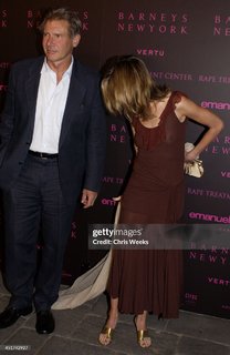 Calista Flockhart feet photo 3