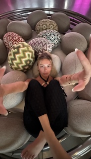 Corinna Kopf feet photo thumbnail