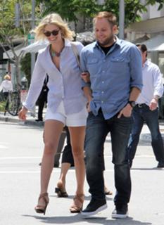 Ali Larter feet photo thumbnail