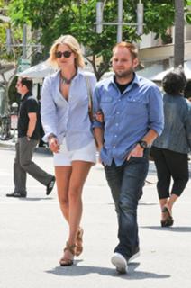 Ali Larter feet photo thumbnail