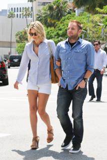 Ali Larter feet photo thumbnail