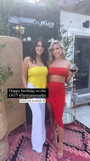 Kristin Cavallari feet photo thumbnail