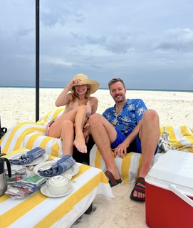 Laura Whitmore feet photo thumbnail