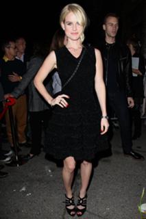 Alice Eve feet photo thumbnail