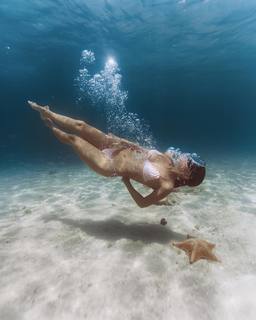 Margarida Corceiro feet photo thumbnail