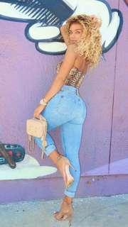 Jena Frumes feet photo thumbnail