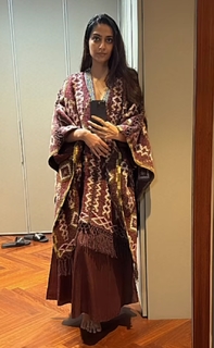 Sonam Kapoor feet photo thumbnail