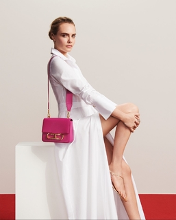 Cara Delevingne feet photo thumbnail