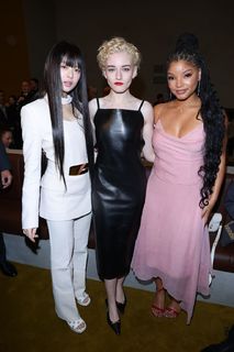 Halle Bailey feet photo thumbnail