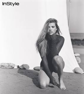 Sofia Richie feet photo thumbnail