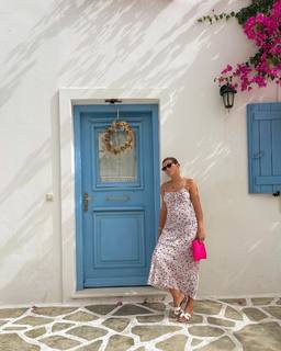 Sofia Richie feet photo thumbnail