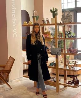 Sofia Richie feet photo thumbnail