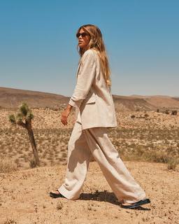 Sofia Richie feet photo thumbnail