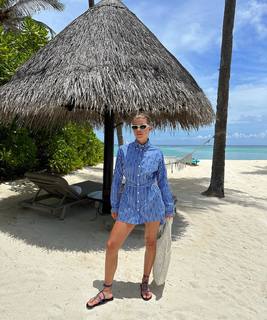 Sofia Richie feet photo thumbnail
