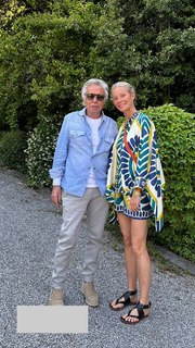 Gwyneth Paltrow feet photo thumbnail