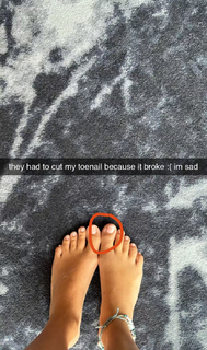 Corinna Kopf feet photo thumbnail