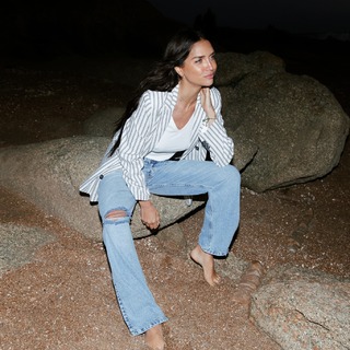 Zaira Nara feet photo thumbnail