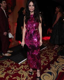 Abigail Spencer feet photo thumbnail