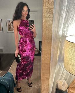 Abigail Spencer feet photo thumbnail
