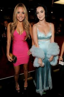 Amanda Bynes feet photo thumbnail