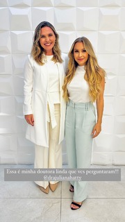 Carla Diaz feet photo thumbnail