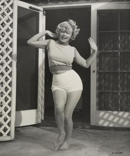 Marilyn Monroe feet photo thumbnail