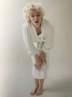 Marilyn Monroe feet photo thumbnail