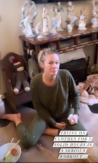 LeAnn Rimes feet photo thumbnail