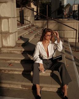 Kara Del Toro feet photo thumbnail