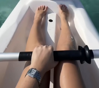 Julia Wieniawa-Narkiewicz feet photo thumbnail