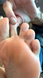 Kyle Unfug feet photo thumbnail