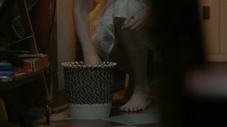 Gemma Arterton feet photo thumbnail