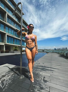Kelly Key feet photo thumbnail