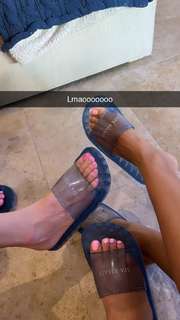 Jena Frumes feet photo thumbnail