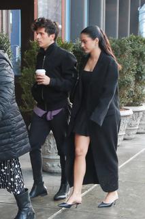 Camila Mendes feet photo thumbnail