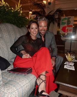 Brooke Burke feet photo thumbnail