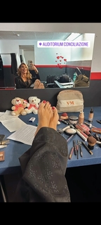 Veronica Maya feet photo thumbnail
