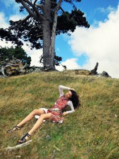 Miranda Kerr feet photo thumbnail