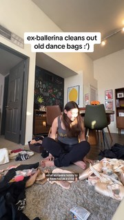 Kira Kosarin feet photo thumbnail