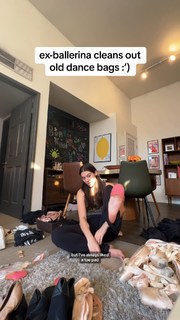 Kira Kosarin feet photo thumbnail