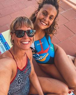 Federica Pellegrini feet photo thumbnail