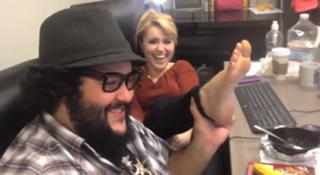 Lee Newton feet photo 4