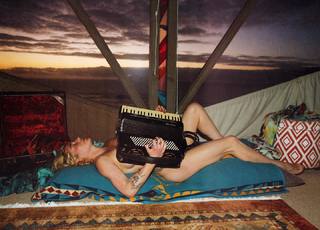 Kesha feet photo thumbnail